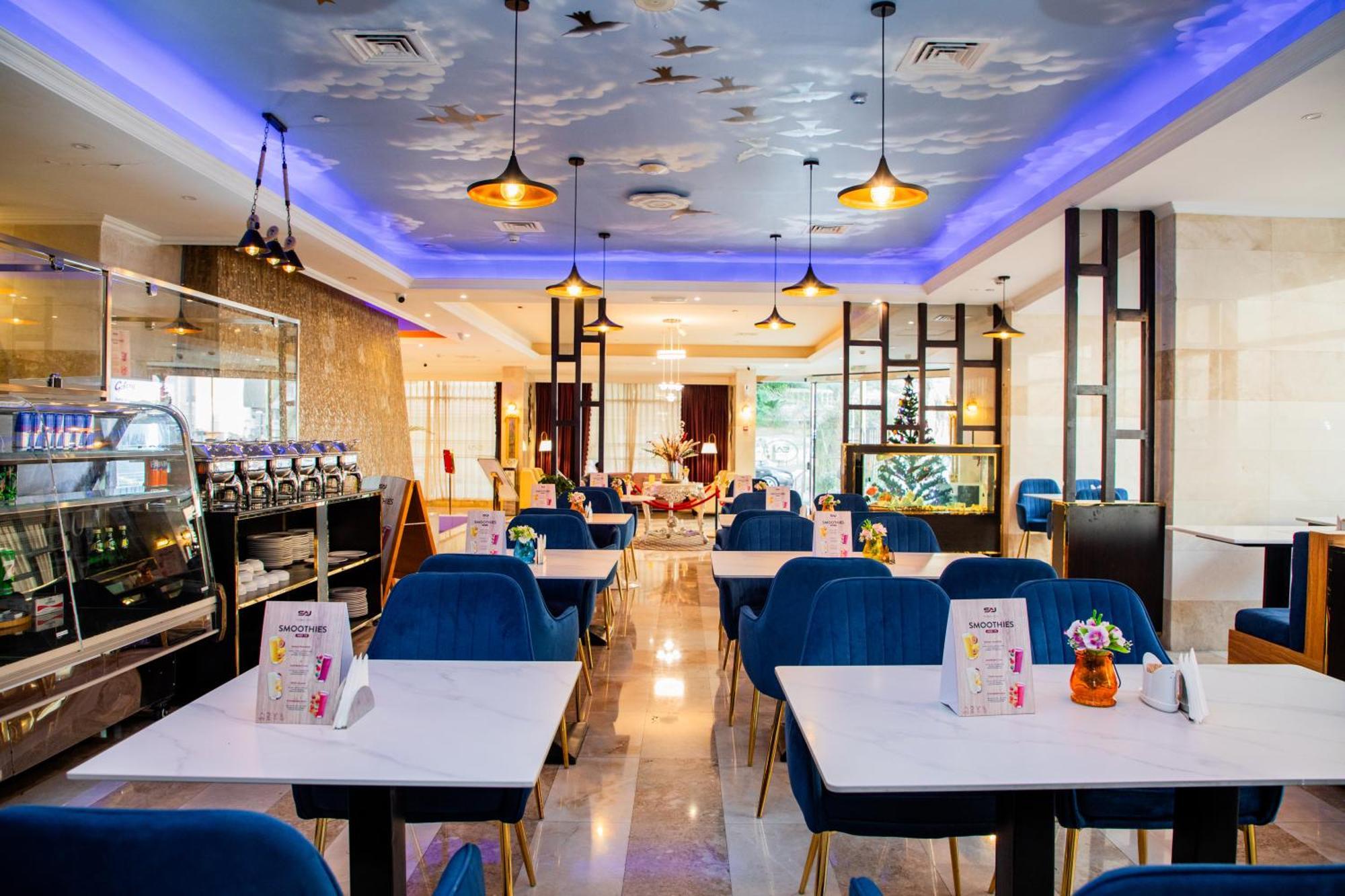 The Saj Hotel Ajman Esterno foto