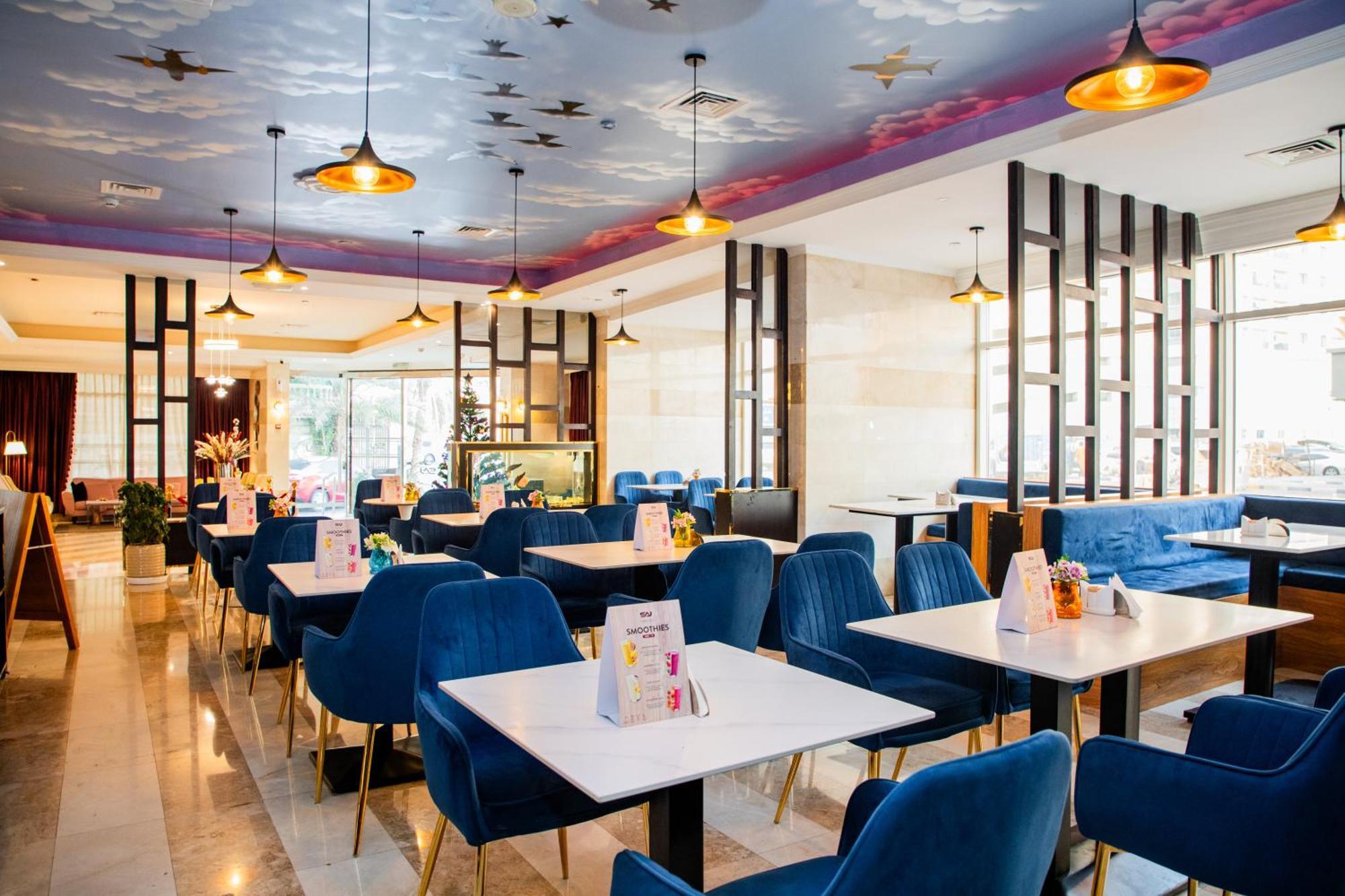 The Saj Hotel Ajman Esterno foto
