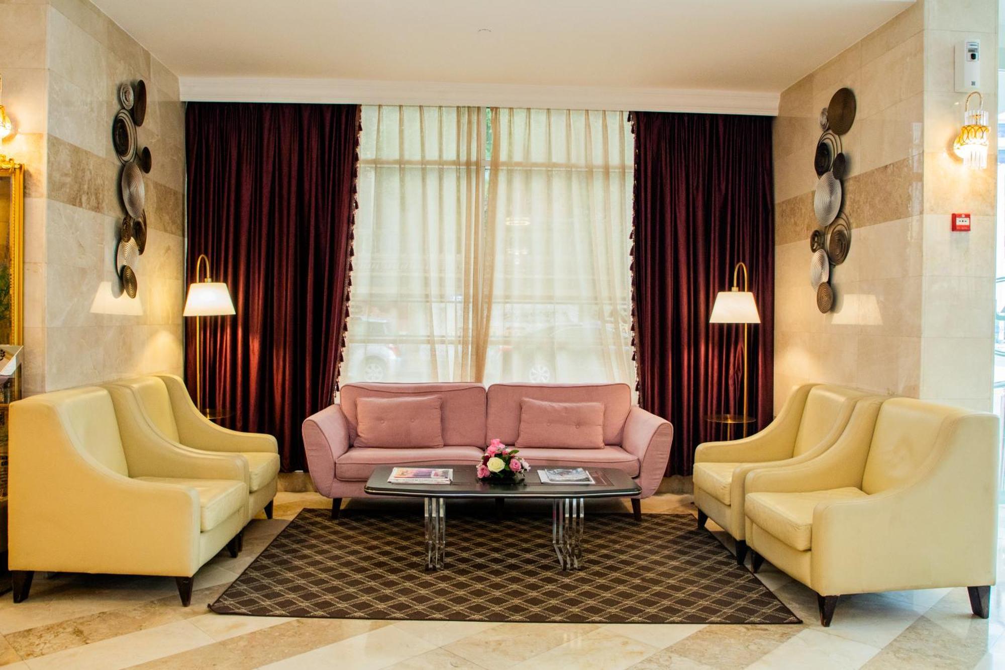 The Saj Hotel Ajman Esterno foto